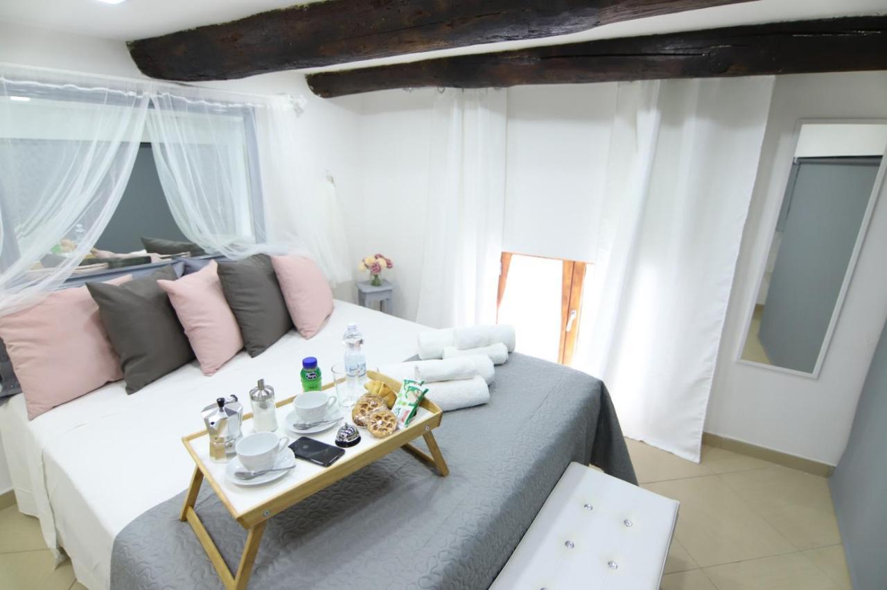 Napule - Loft Apartment Наполи Екстериор снимка
