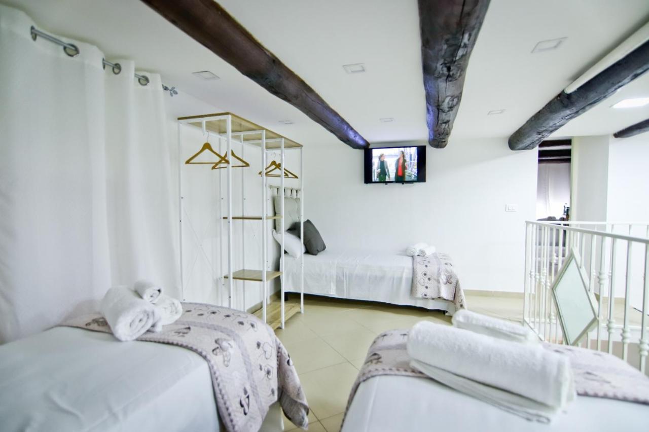 Napule - Loft Apartment Наполи Екстериор снимка